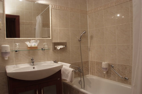 Royal 4*